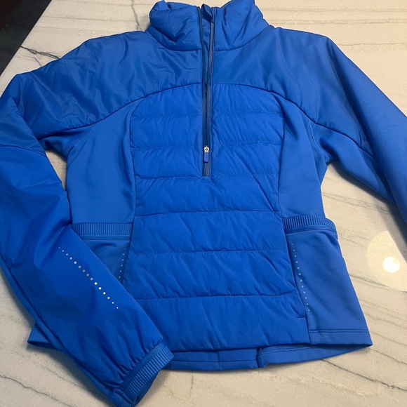 Lululemon Pull-over Blue Down Jacket - Picture 2 of 12